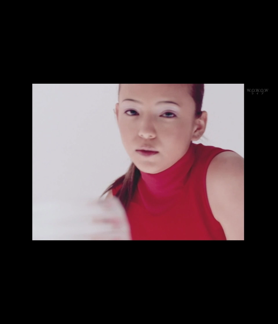 Namie Amuro - SOMETHING 'BOUT THE KISS